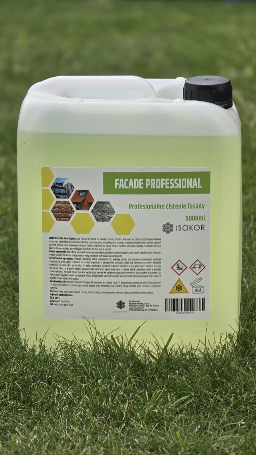 Isokor Facade Professional – profesionálny čistič fasád proti dlhodobým znečisteniam